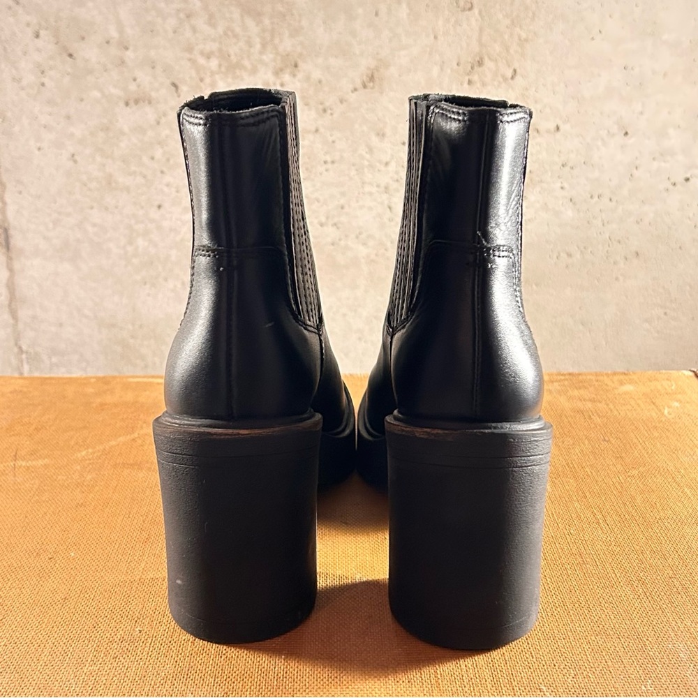 Dolce Vita Black Chunky Heel Ankle Boots - Picture 3 of 14